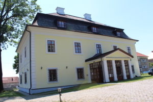 kastiel rodu Tarnoczy